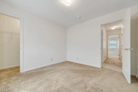 5178 W 151st Street Brook Park OH 44142