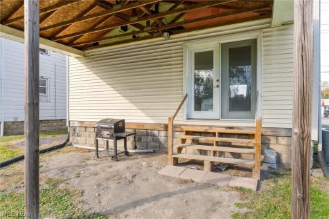 2311 Robbins Avenue Niles OH 44446