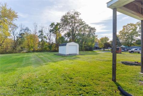 2311 Robbins Avenue Niles OH 44446