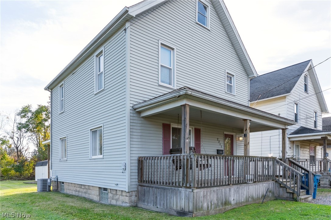 2311 Robbins Avenue Niles OH 44446