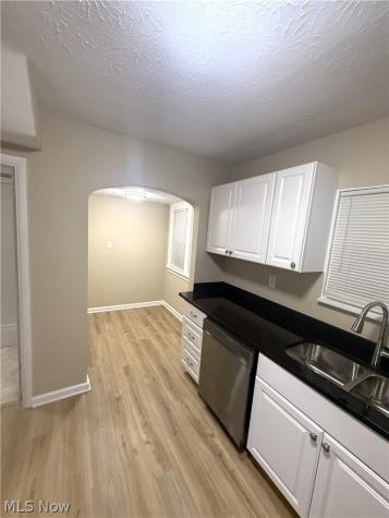422 N Firestone Boulevard Akron OH 44301