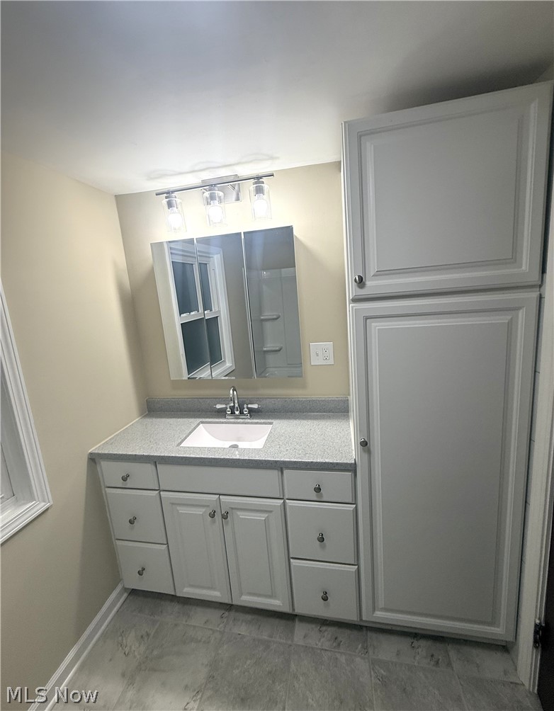 422 N Firestone Boulevard Akron OH 44301
