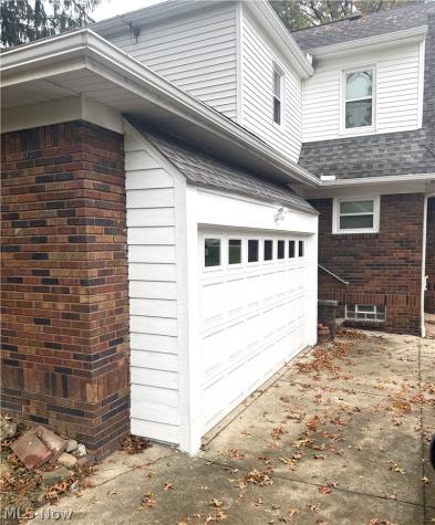 422 N Firestone Boulevard Akron OH 44301
