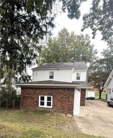 422 N Firestone Boulevard Akron OH 44301