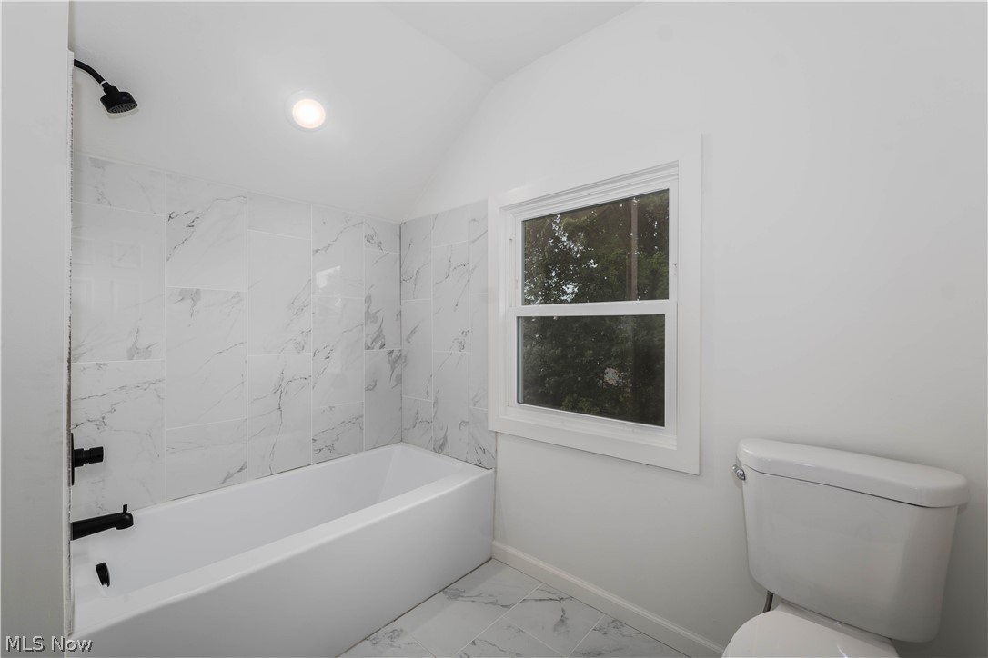 541 Geiger Avenue SW Massillon OH 44647