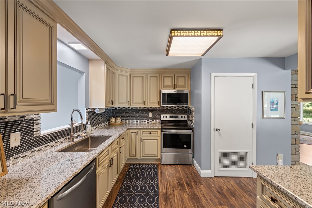 4222 E Edgerton Road Brecksville OH 44141