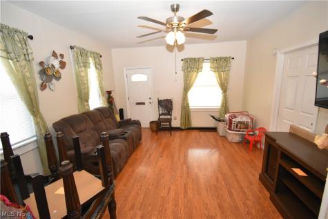4126 Poe Avenue Cleveland OH 44109