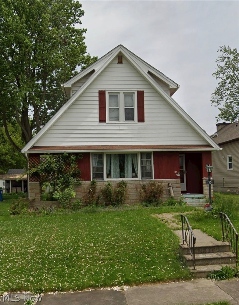 35 Washington Avenue Niles OH 44446