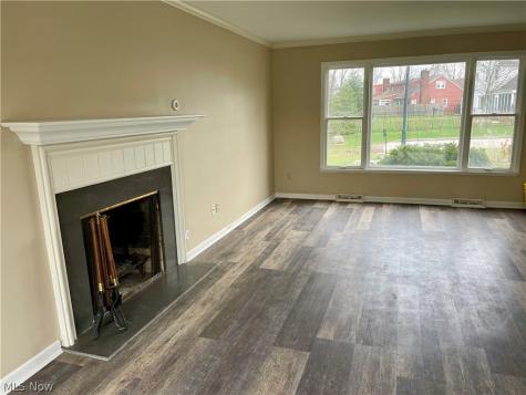 333 Parkway Drive Berea OH 44017