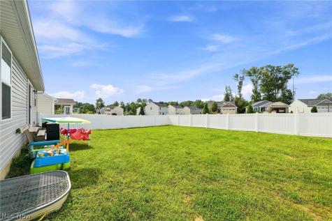 1018 Sunrise Way Lakemore OH 44312