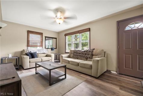 154 E Main Street Amherst OH 44001