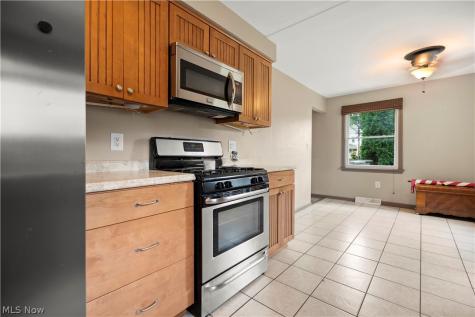 154 E Main Street Amherst OH 44001