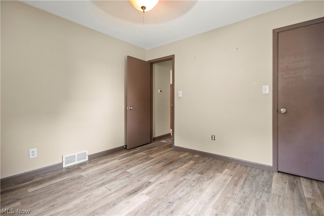 154 E Main Street Amherst OH 44001