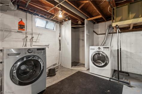 154 E Main Street Amherst OH 44001