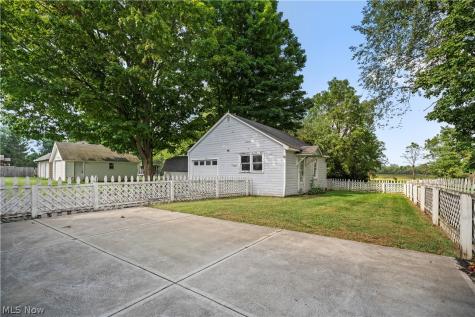 154 E Main Street Amherst OH 44001