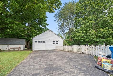 154 E Main Street Amherst OH 44001