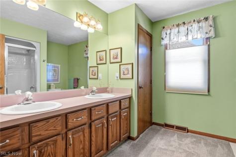 30911 Riviera Lane Westlake OH 44145