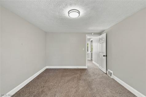 120 Levan Drive Painesville OH 44077