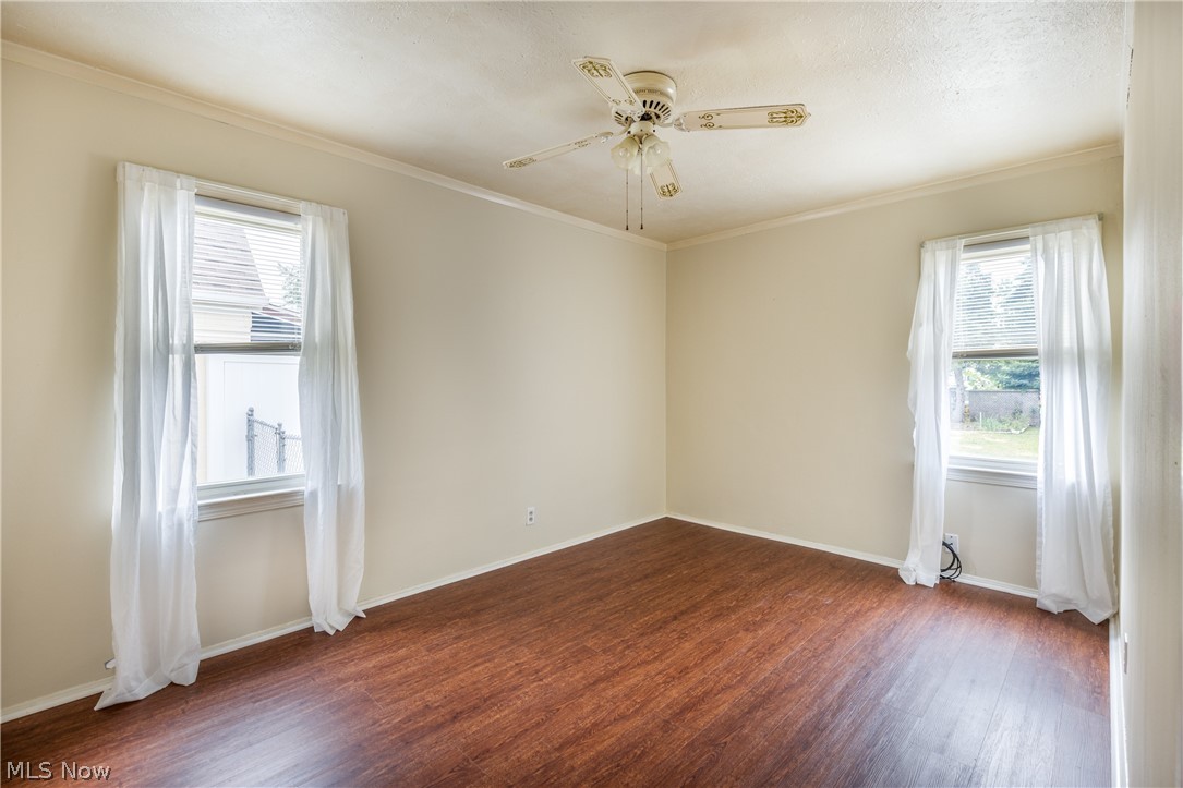 1303 Dartmoor Avenue Parma OH 44134