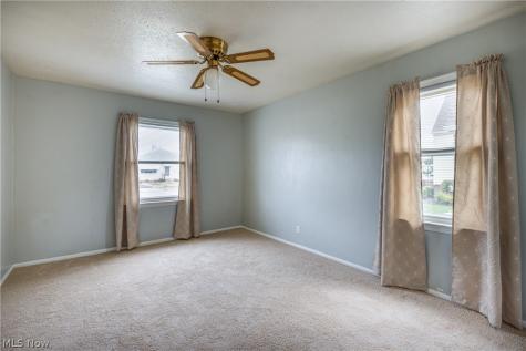 1303 Dartmoor Avenue Parma OH 44134