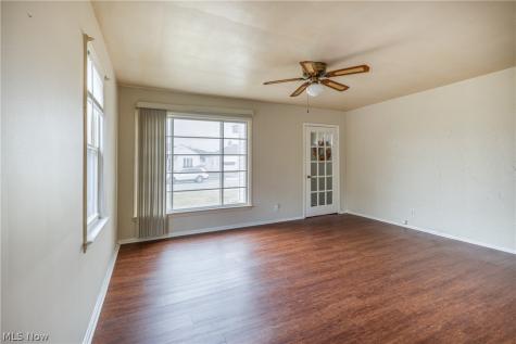 1303 Dartmoor Avenue Parma OH 44134