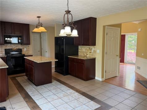 421 Windham Court Broadview Heights OH 44147