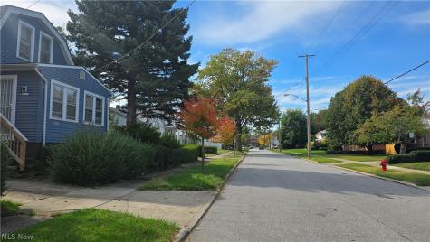 20404 Fuller Avenue Euclid OH 44123