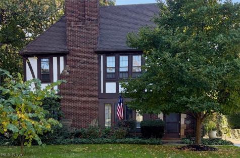 3110 Warrington Road Shaker Heights OH 44120