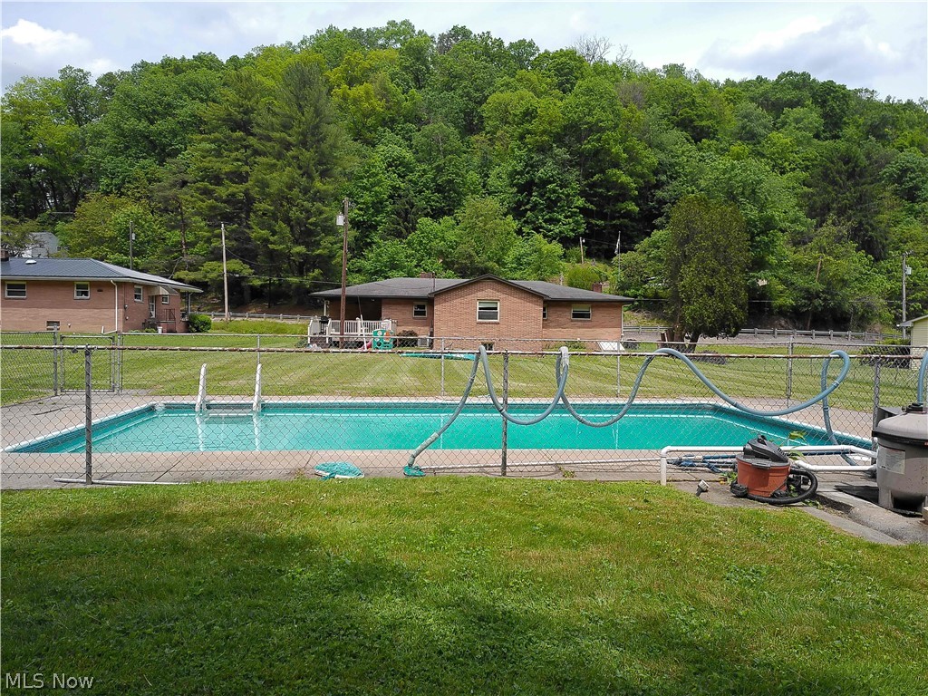 1960 County Road 56 Toronto OH 43964