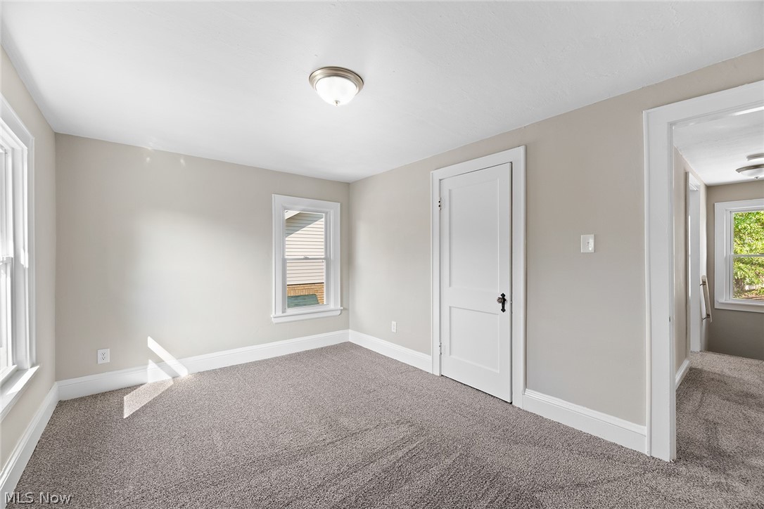 677 Eastland Avenue Akron OH 44305