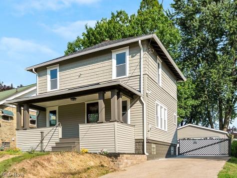 677 Eastland Avenue Akron OH 44305