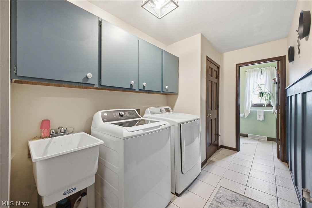 3218 Hummingbird Hill Drive Poland OH 44514