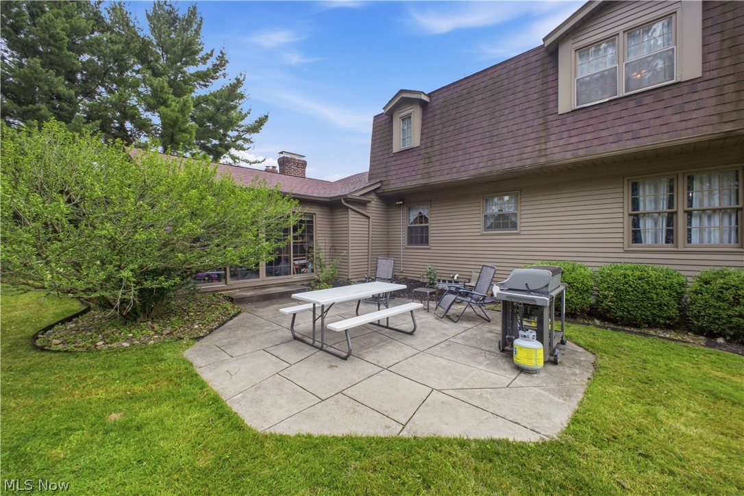 3218 Hummingbird Hill Drive Poland OH 44514