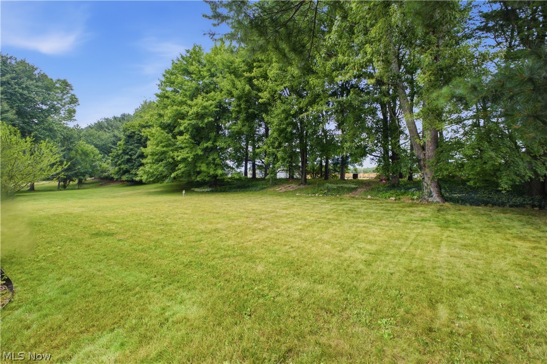 3218 Hummingbird Hill Drive Poland OH 44514