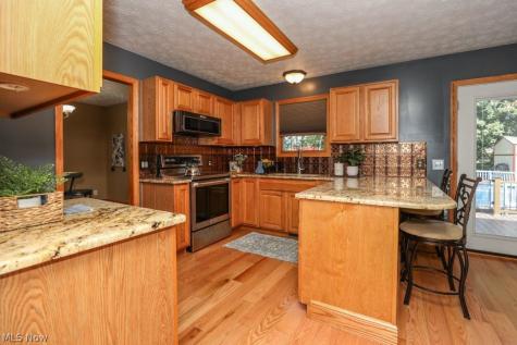 2533 Acorn Avenue Ravenna OH 44266