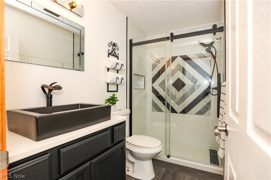 2533 Acorn Avenue Ravenna OH 44266