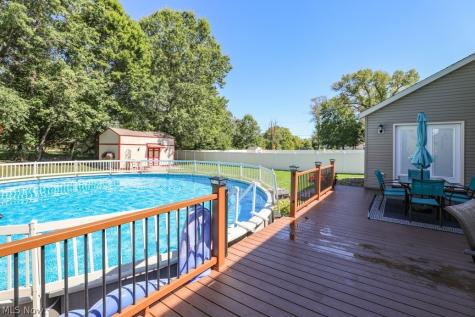 2533 Acorn Avenue Ravenna OH 44266