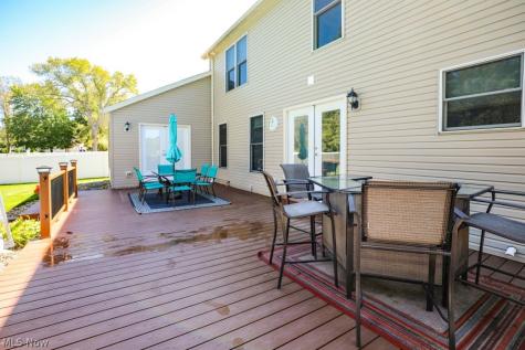 2533 Acorn Avenue Ravenna OH 44266