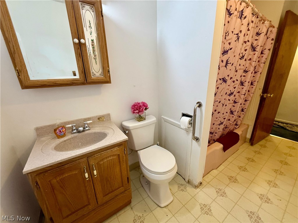 386 Fulmer Avenue Akron OH 44312
