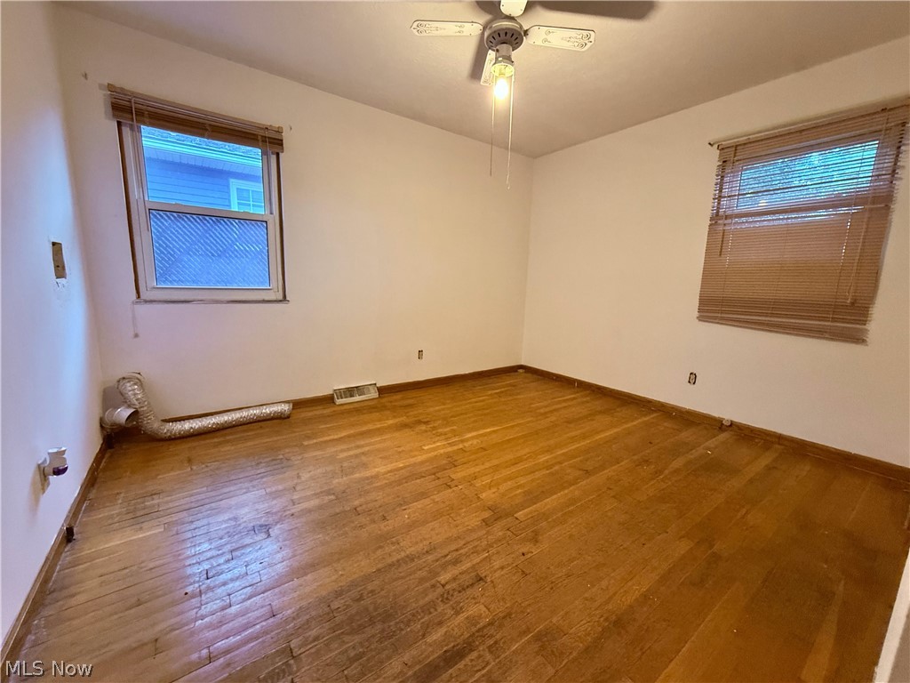 386 Fulmer Avenue Akron OH 44312