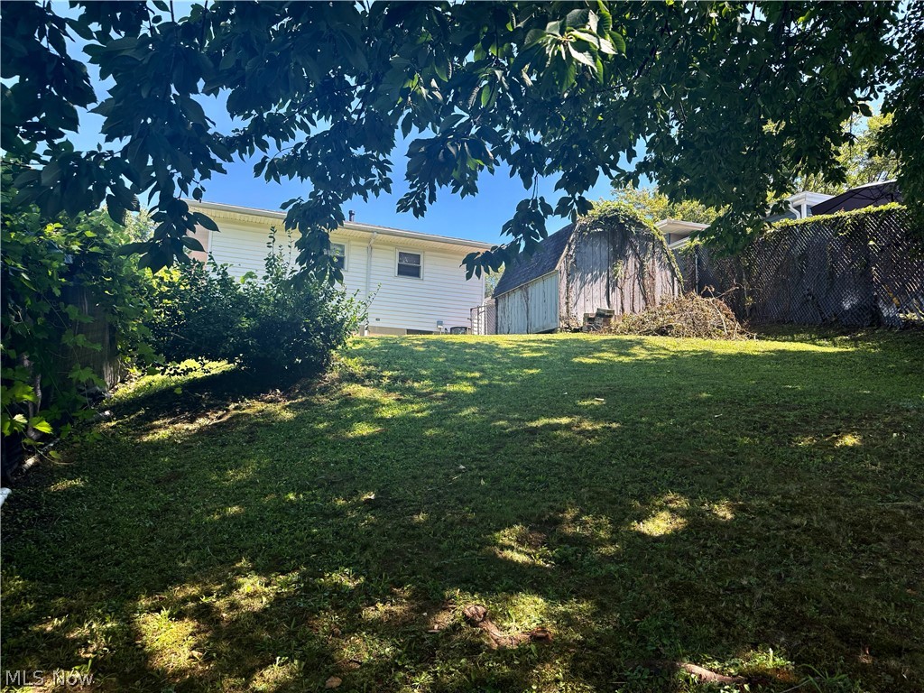 386 Fulmer Avenue Akron OH 44312
