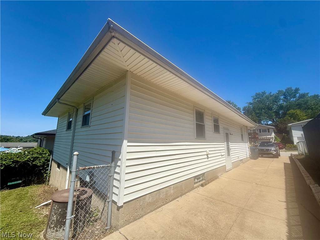 386 Fulmer Avenue Akron OH 44312