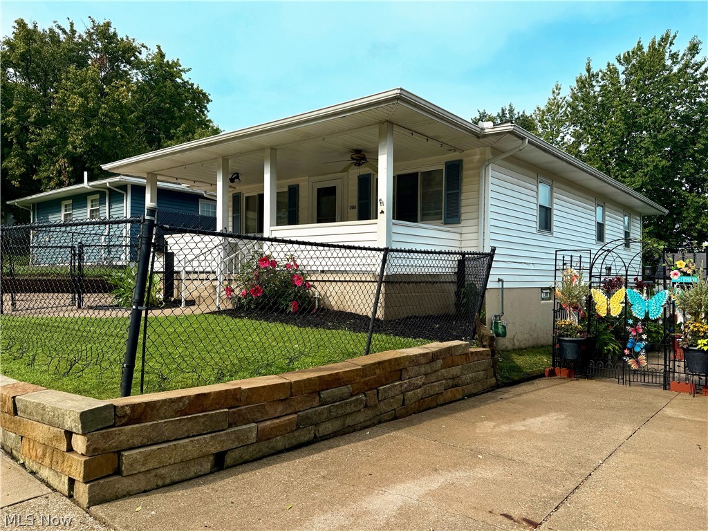 386 Fulmer Avenue Akron OH 44312