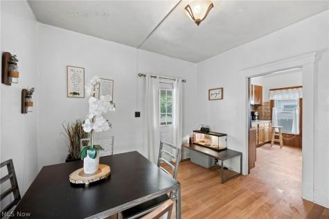 637 Dewey Avenue Elyria OH 44035
