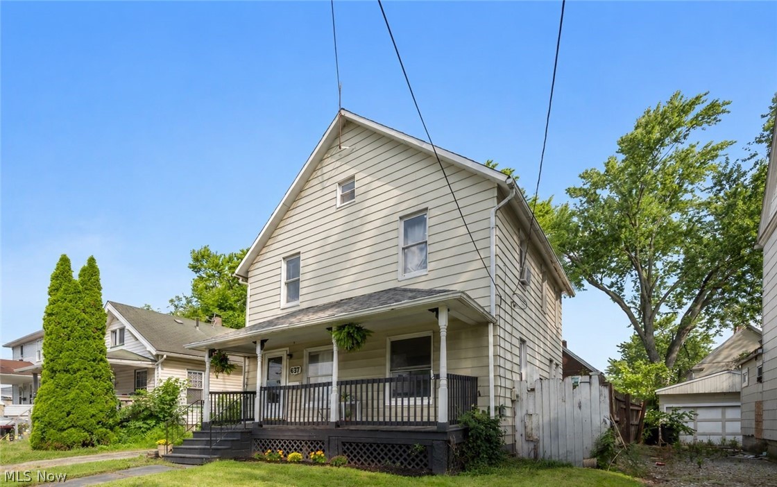 637 Dewey Avenue Elyria OH 44035