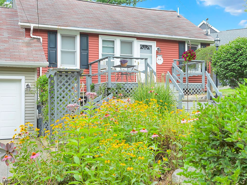 15472 Lakeshore Drive Burton OH 44021