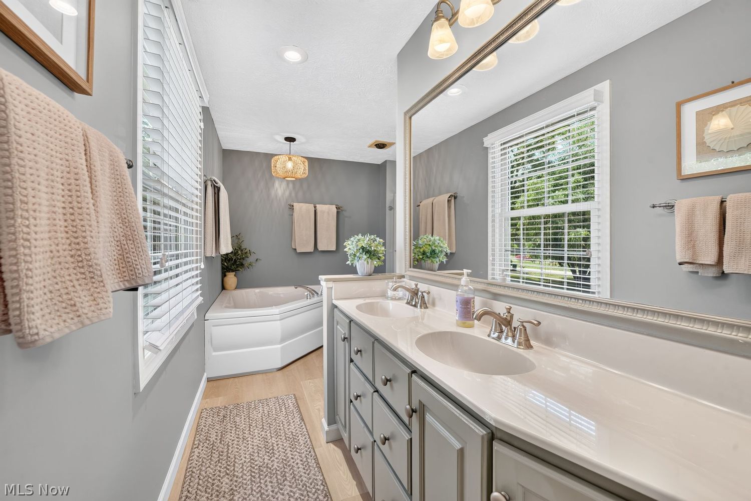 8030 Aileen Drive Mentor OH 44060