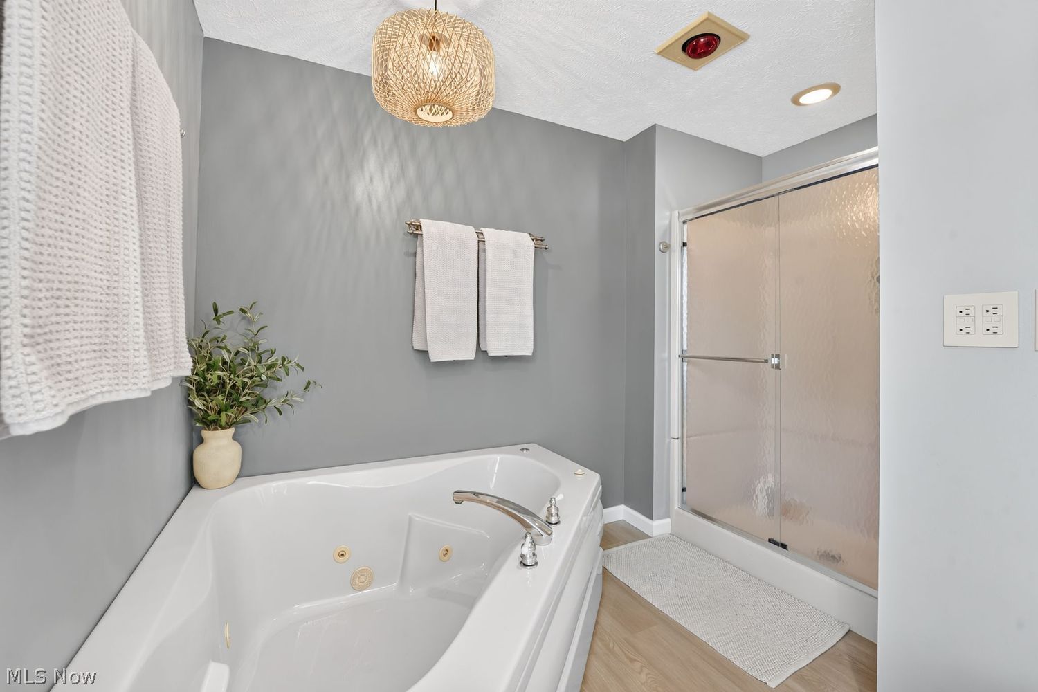 8030 Aileen Drive Mentor OH 44060