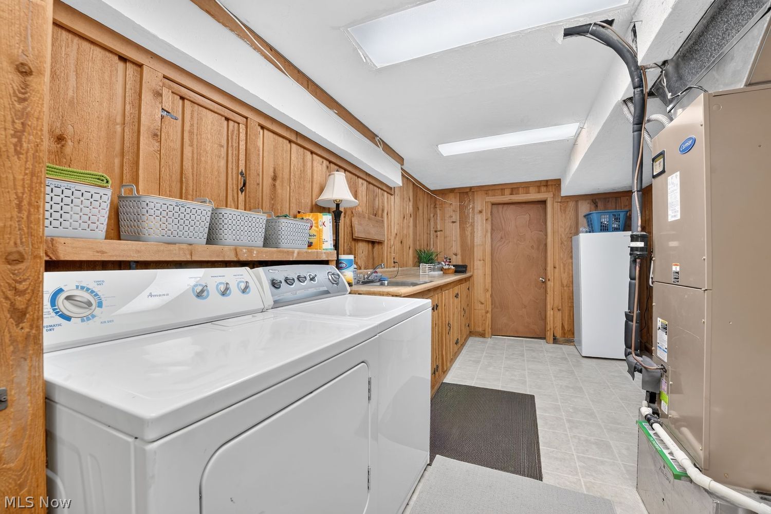 8030 Aileen Drive Mentor OH 44060