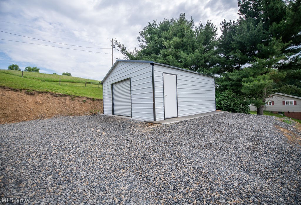 2925 State Route 516 NW Dover OH 44622